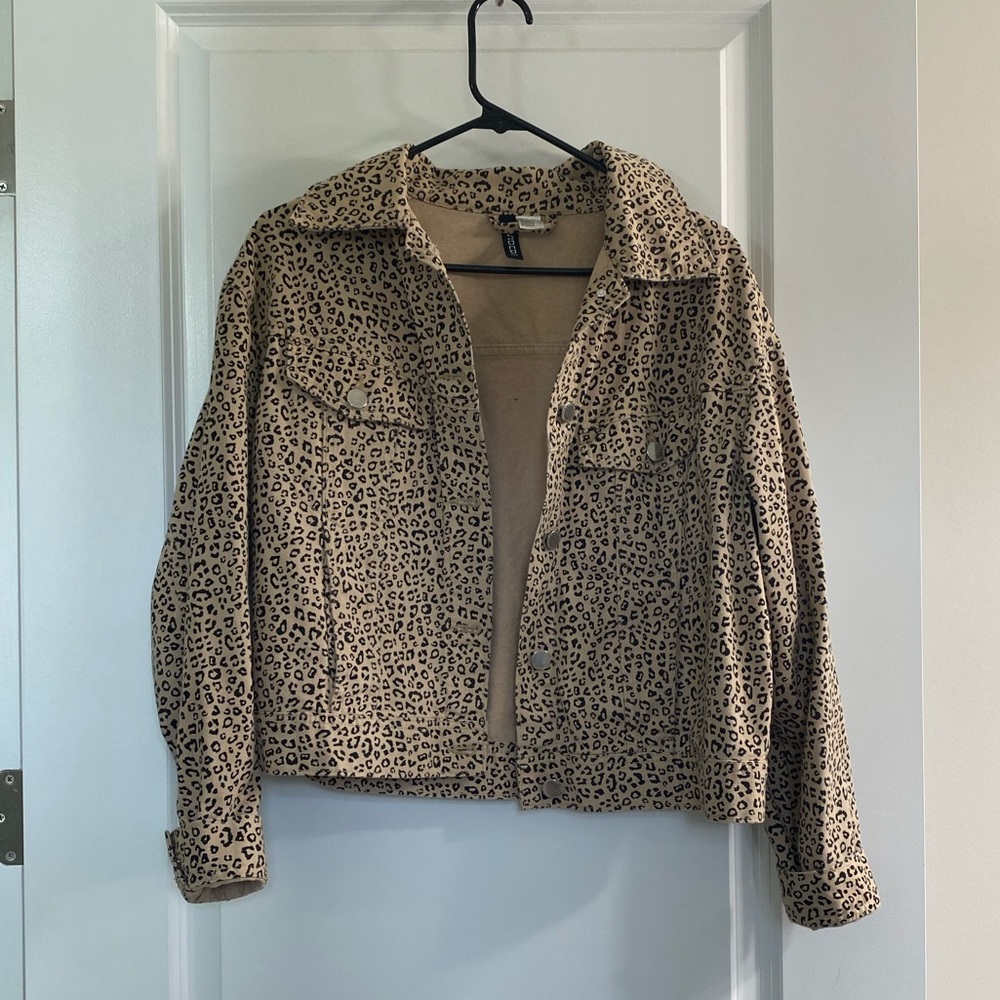Divided by H&M Cheetah Print Jacket- Women’s Medium